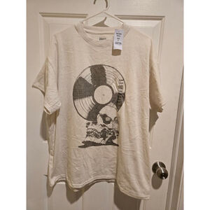 Men's Brisco Brands XL Beige Black Record Skull Short Sleeve Graphic Tee